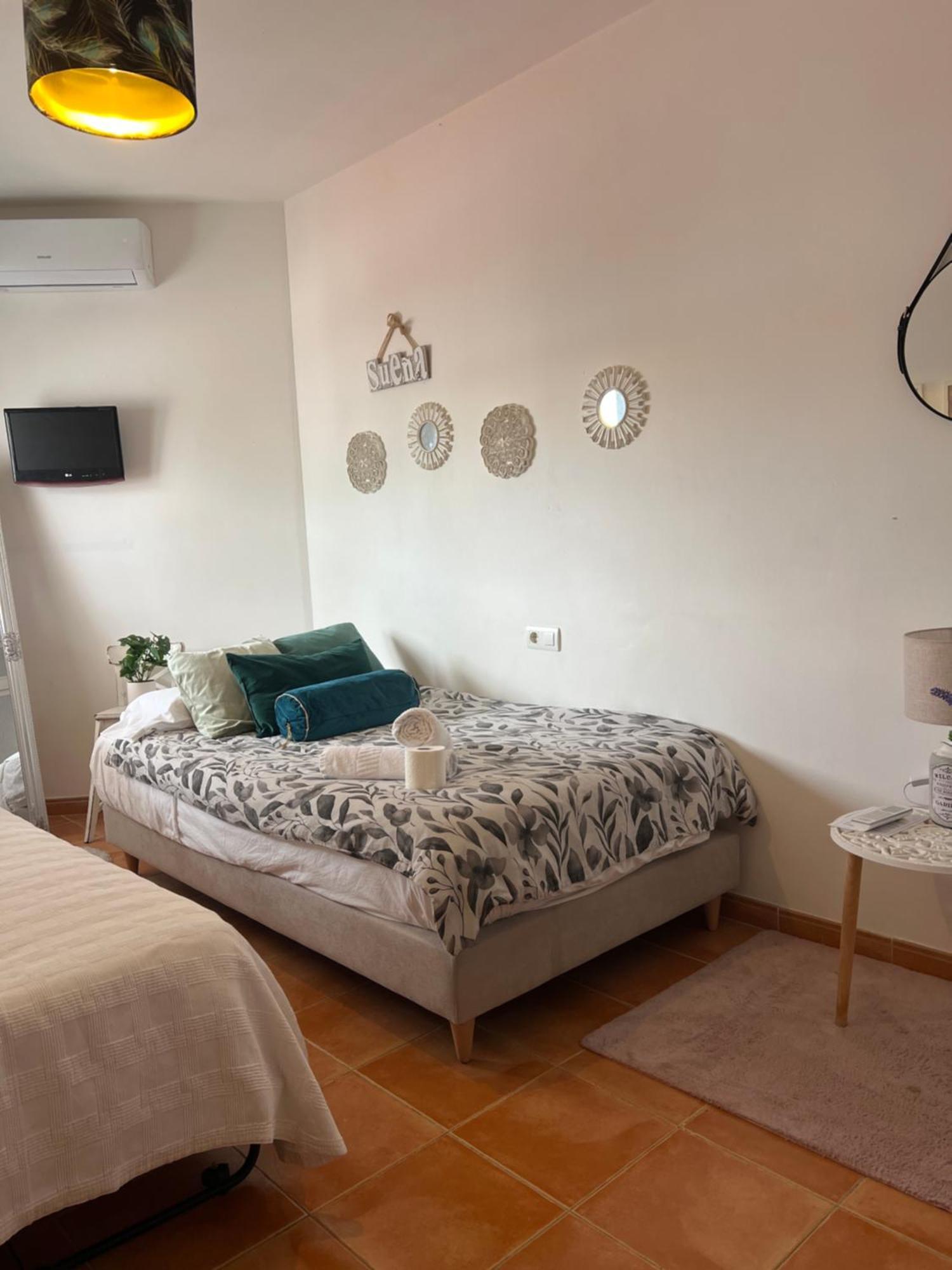 Evens-Goretti House Майрена-дель-Альхарафе Экстерьер фото
